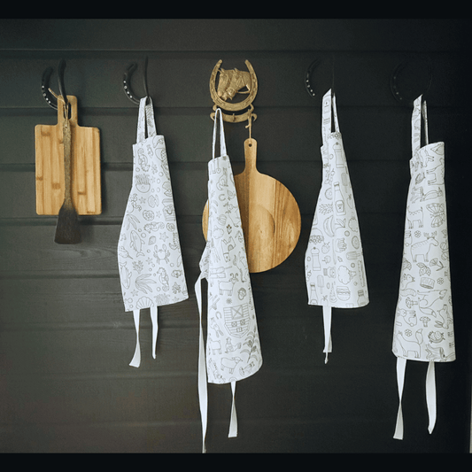 Washable, Waterproof Colouring in Apron Set - ON PRE - ORDER 🖍️ - - Colour Me Kids