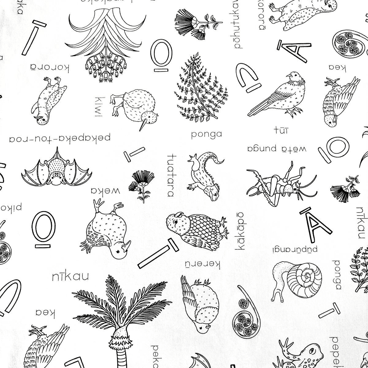 Washable, Reusable Colouring In Tablecloth Set - TCHOAOTENGAHERE - Colour Me Kids